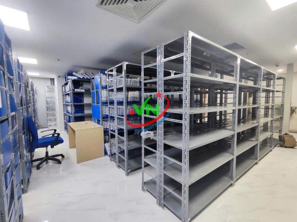 Ứng dụng thực tế của mâm kệ 50x100 trong việc lưu trữ hồ sơ văn phòng.